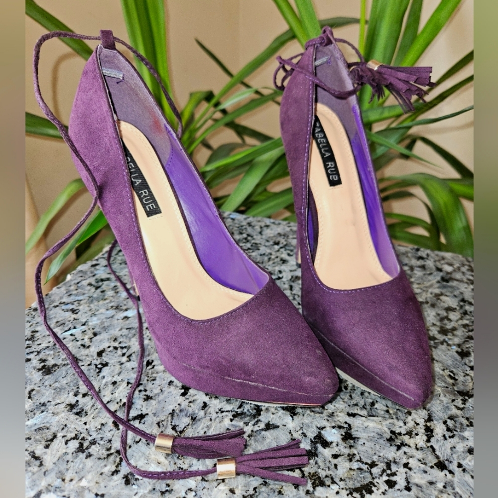zabella Rue Verlena Purple Faux Suede Platform Pumps w Wrap Around Strap